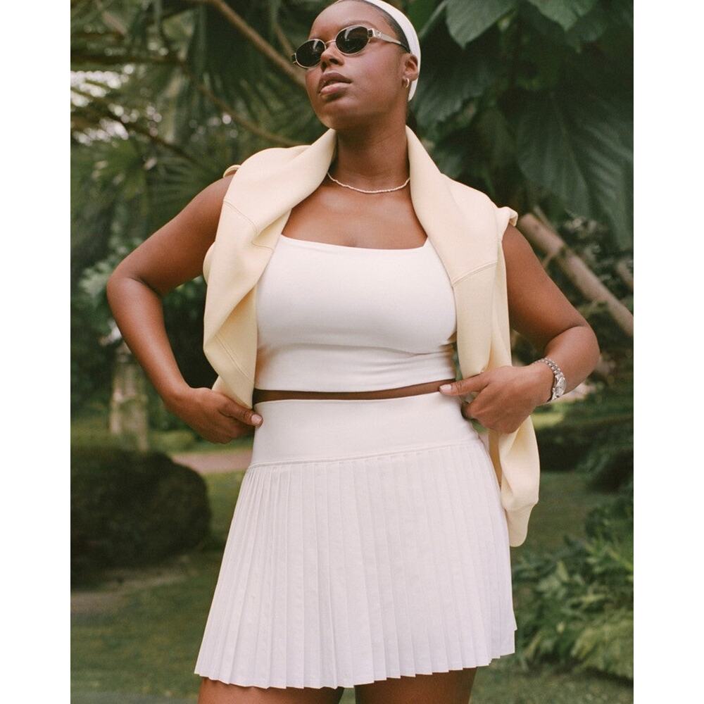 Abercrombie & Fitch Ypb Motiontek Lined Pleated S… - image 2